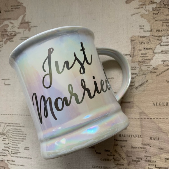 NWT Francesca’s ‘Just Married’ coffee mug NWT - Picture 4 of 5